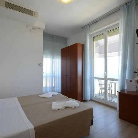 Hotel Caravel Marotta Exterior foto