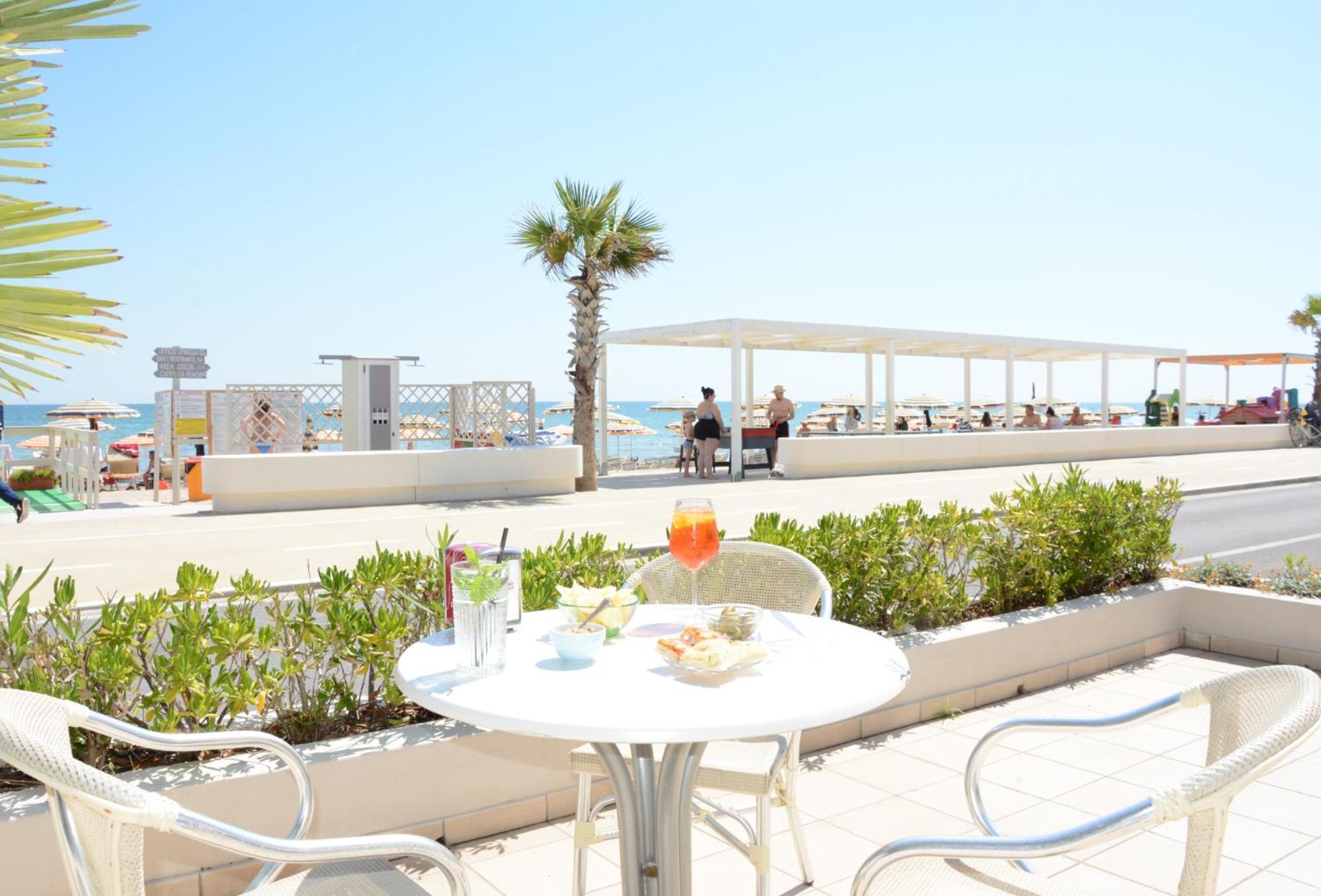 Hotel Caravel 3*
