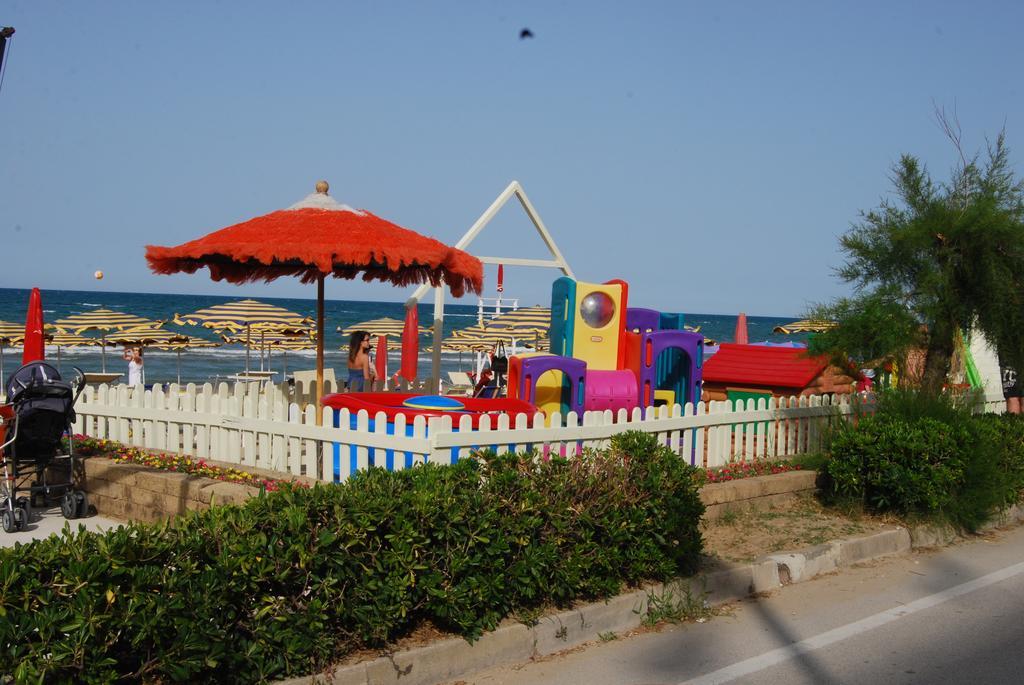 Hotel Caravel Marotta