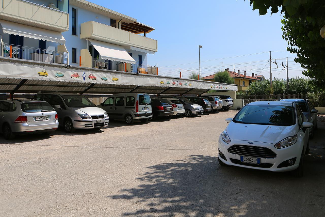 Caravel Hotel 3*